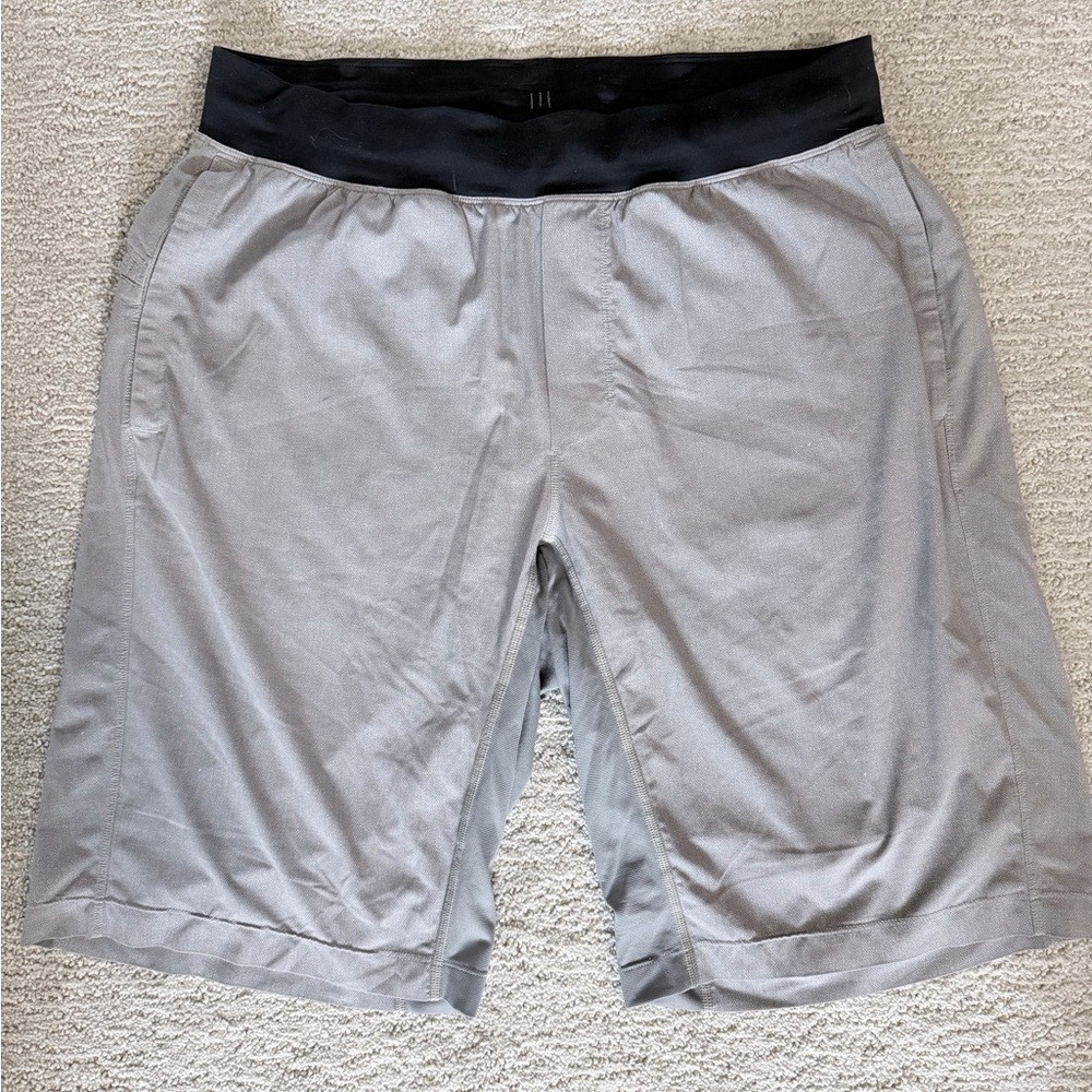 lululemon athletica Men's Black and Gray Athletic Shorts